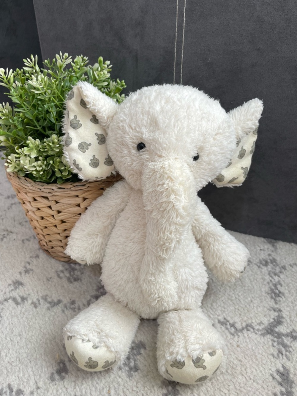 Jellycat *Rare *Retired Moonbeam Elly White Elephant Plush Stuffed Toy 12”